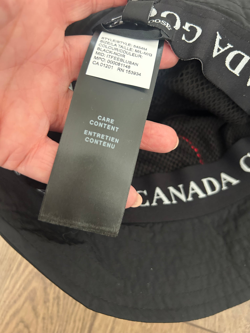 Canada Goose Haven Bucket Hat | Black | Size M / L