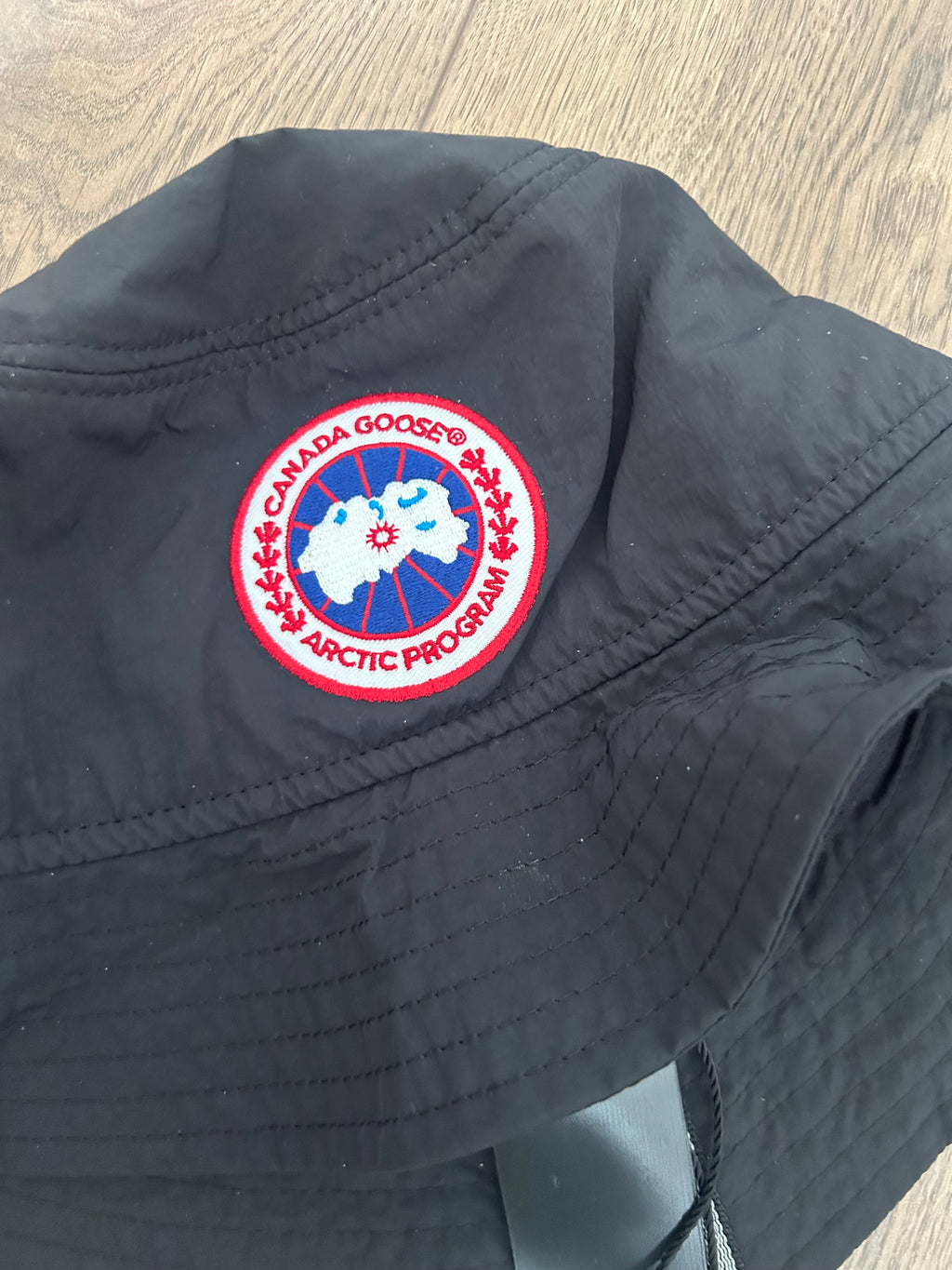 Canada Goose Haven Bucket Hat | Black | Size M / L