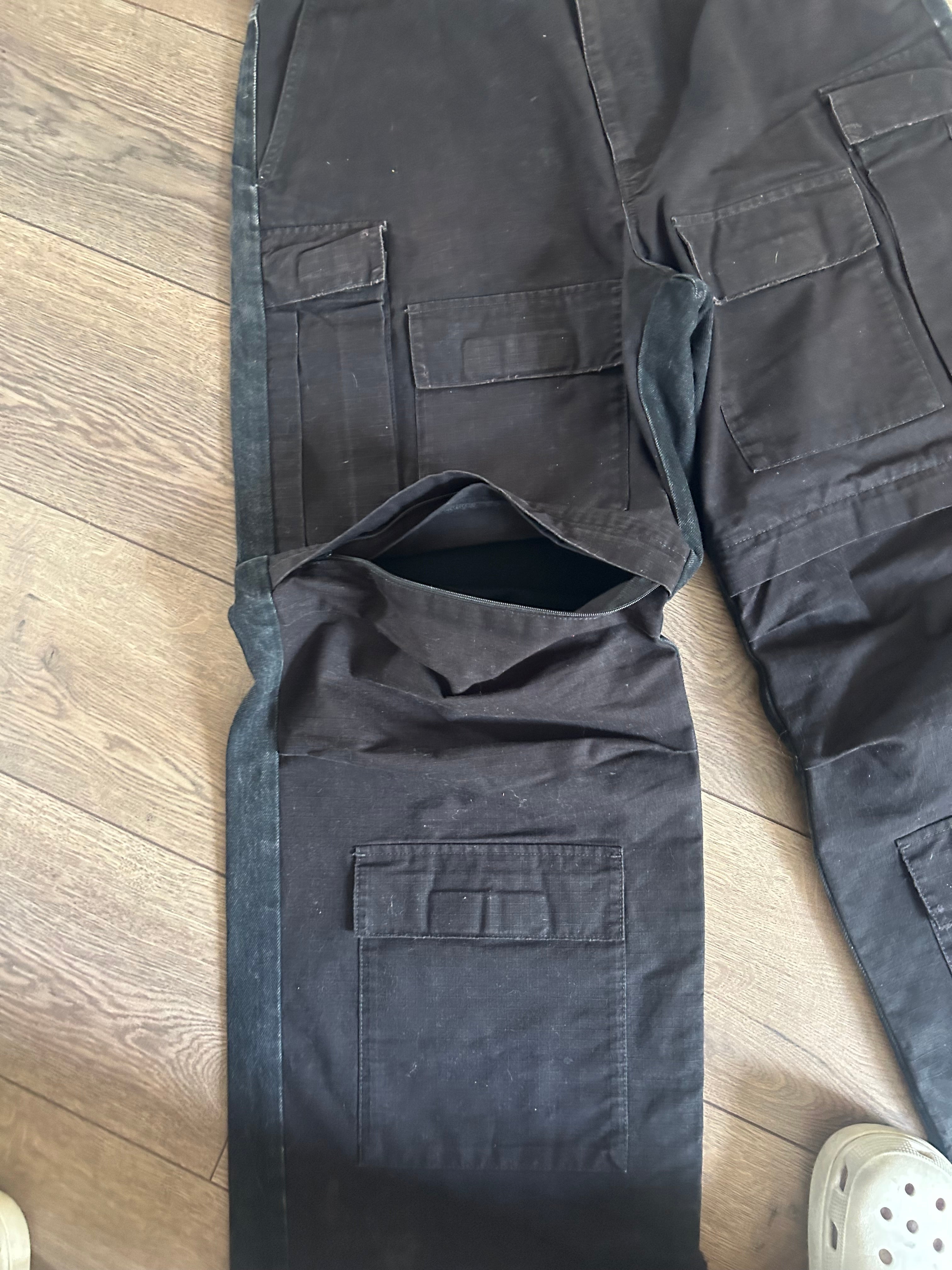 Balenciaga distressed Cargo jeans