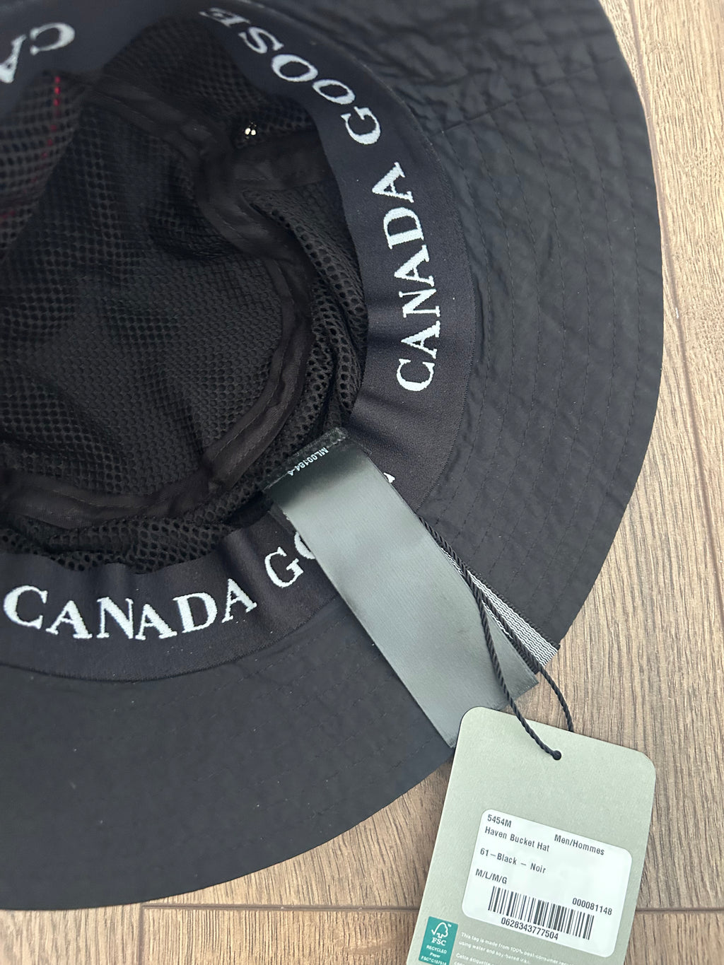 Canada Goose Haven Bucket Hat | Black | Size M / L