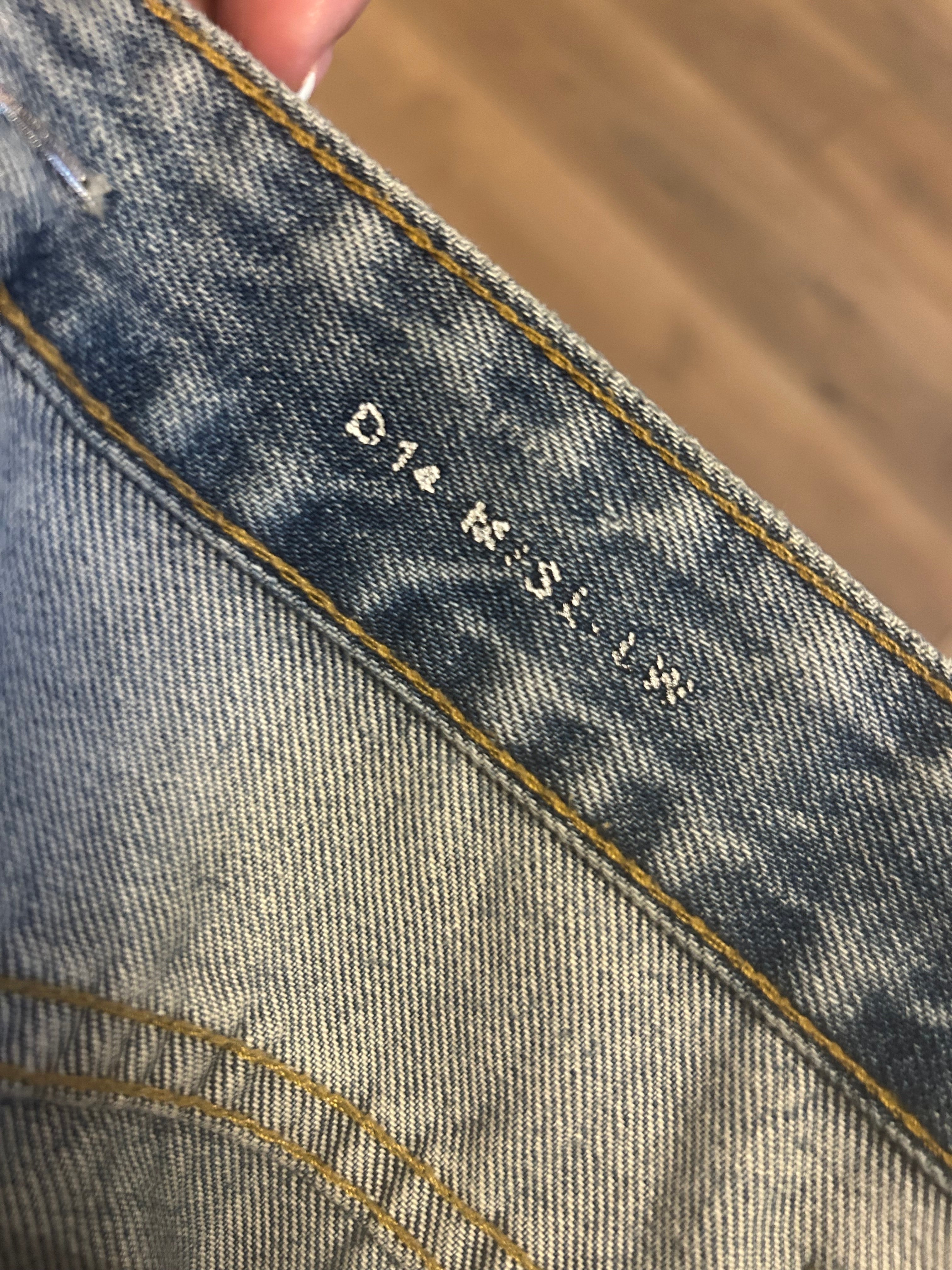 Saint Laurent Light Blue Stone washed Distressed Denim Jeans - RRP £470