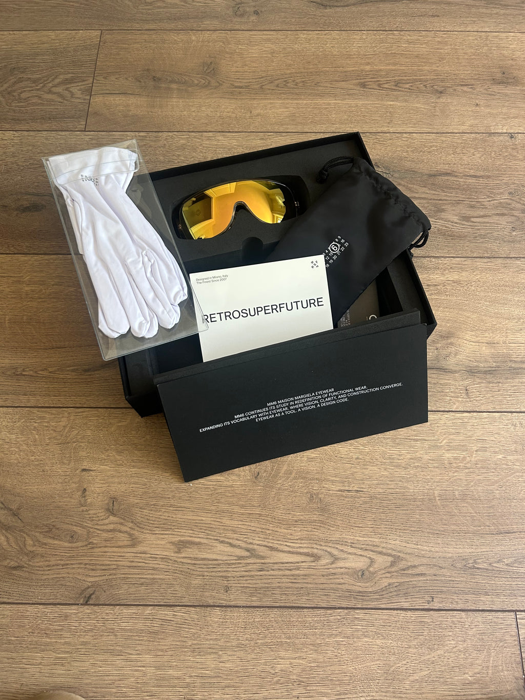Brand New MM6 Maison Margiela MASK UNISEX - SUNGLASSES - Ivory