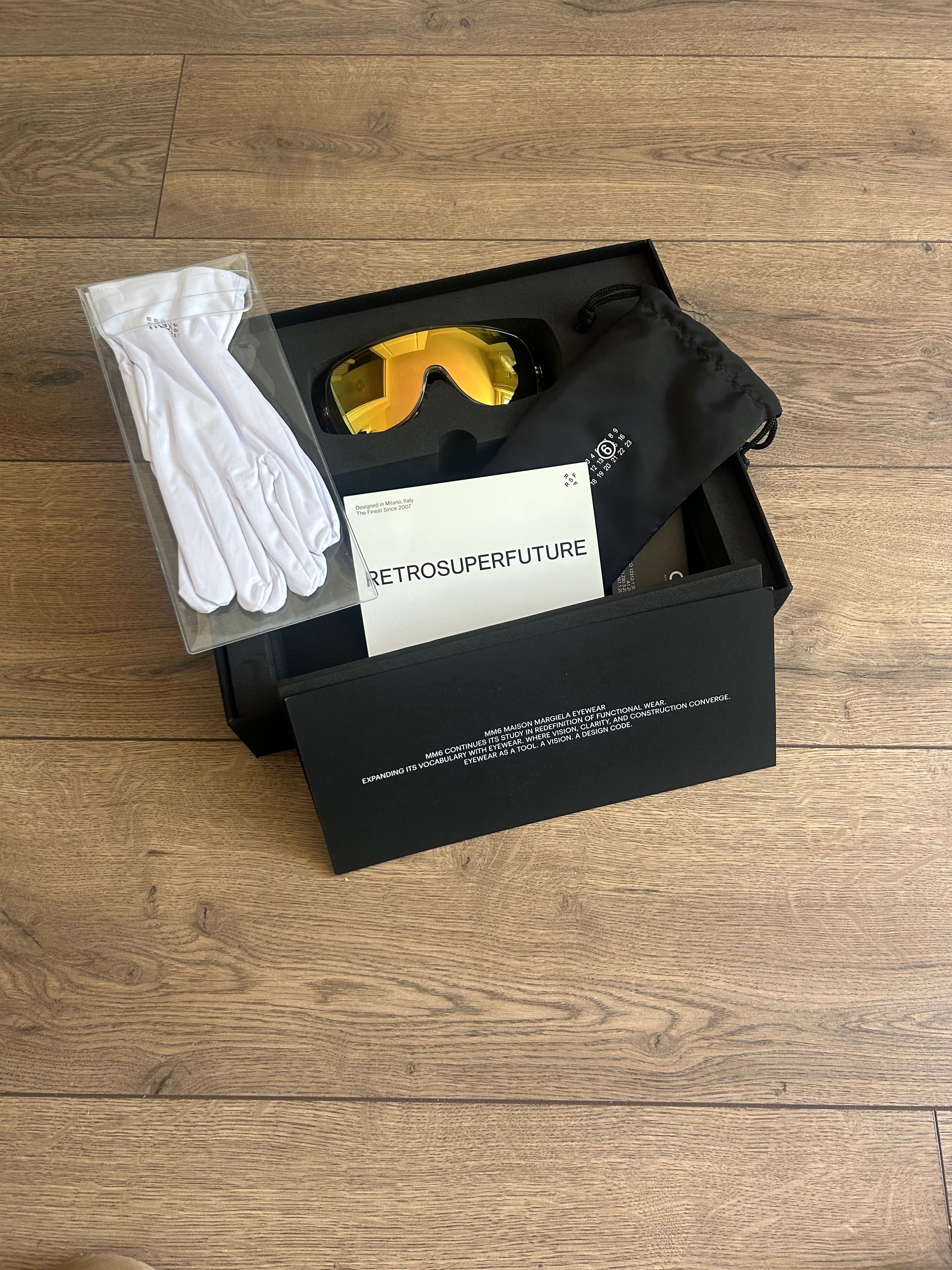 Brand New MM6 Maison Margiela MASK UNISEX - SUNGLASSES - Ivory