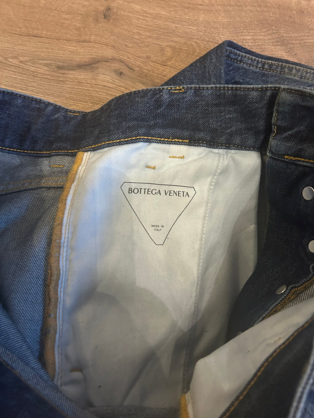 Bottega Veneta wide leg jeans season 24 RRP £900 Size IT48