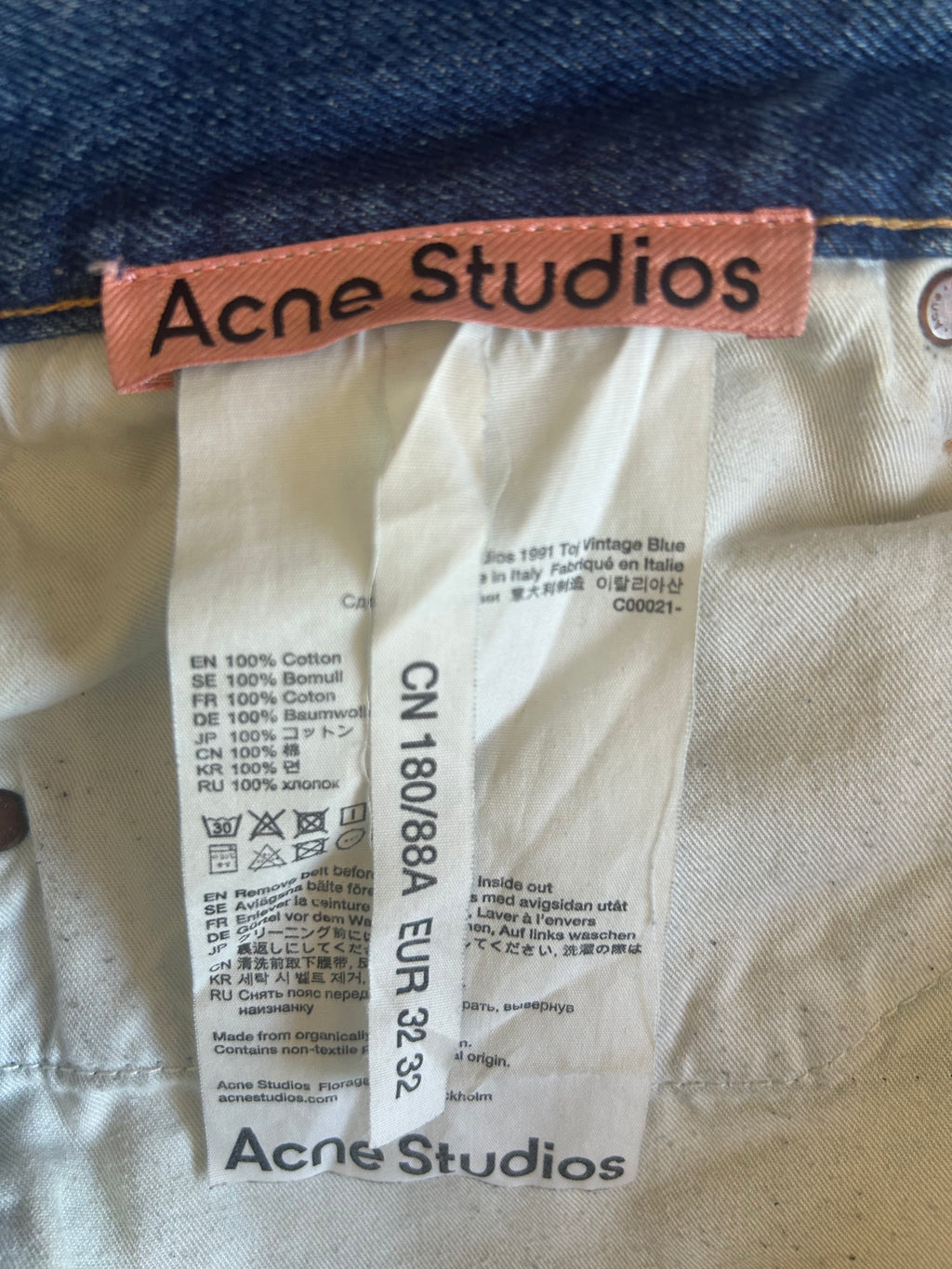 ACNE STUDIOS
2022 Wide-Leg Jeans