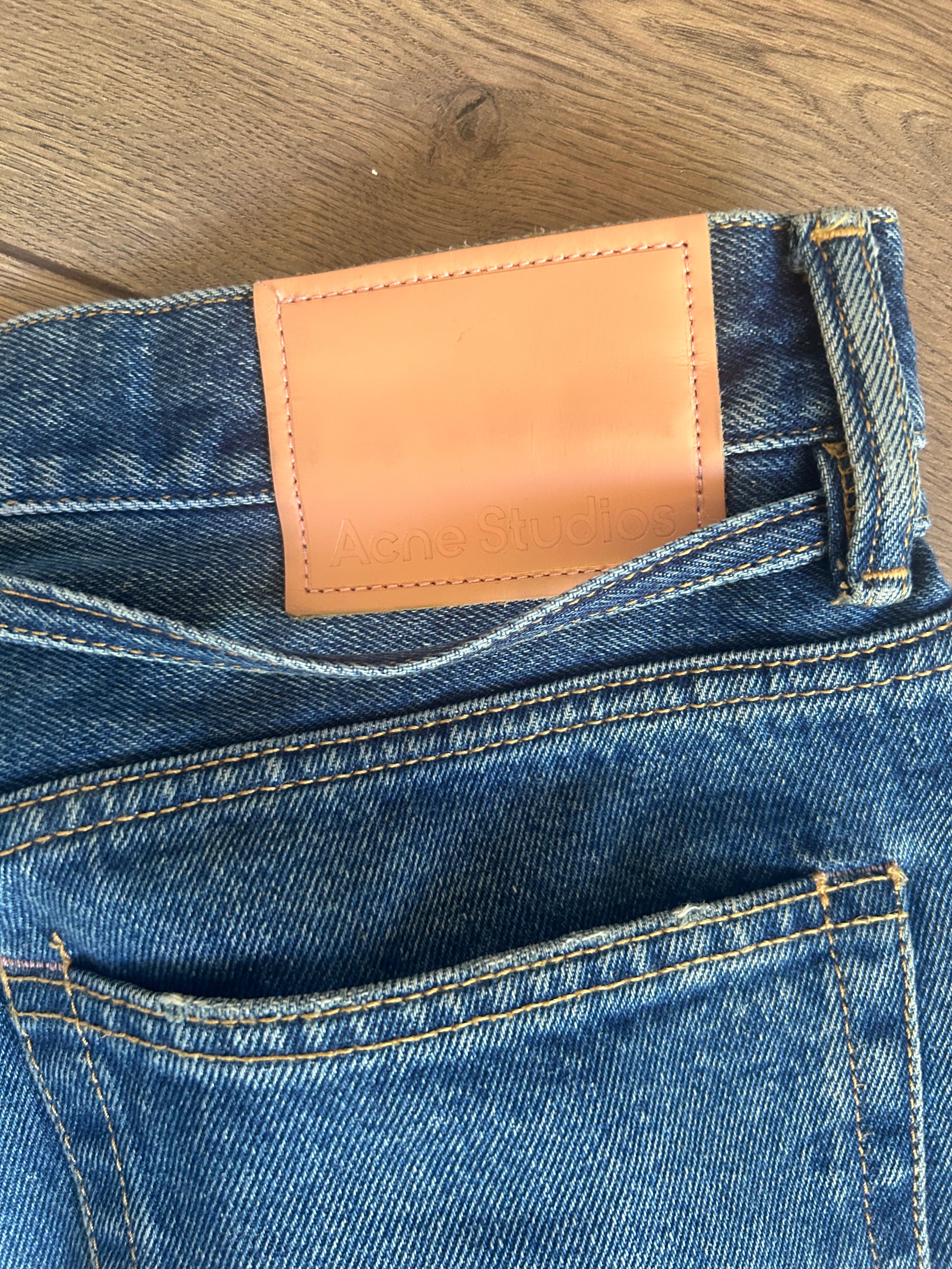 ACNE STUDIOS
2022 Wide-Leg Jeans